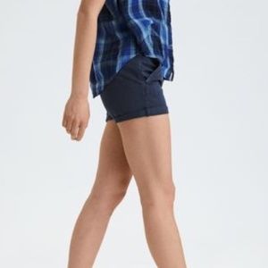 American Eagle // Dark Blue Midi Khaki Shorts